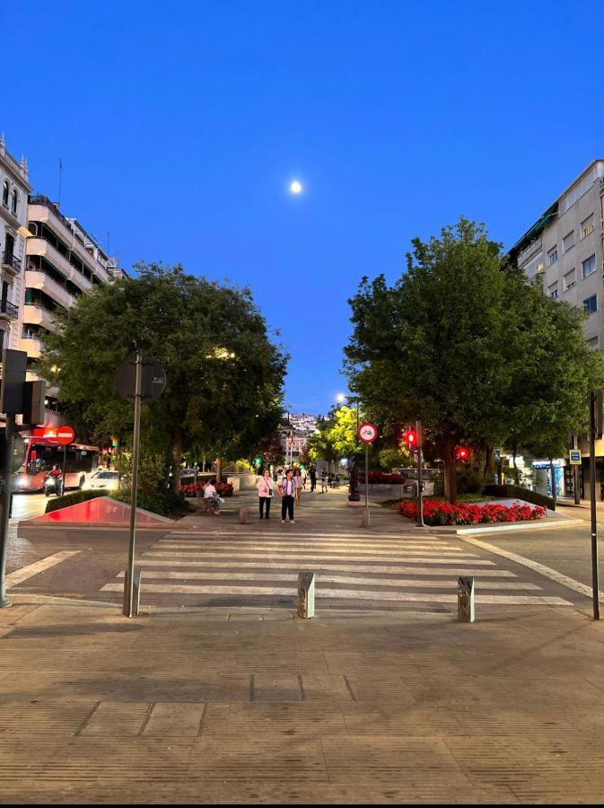 Constitucion Suite Confort D Granada Bagian luar foto